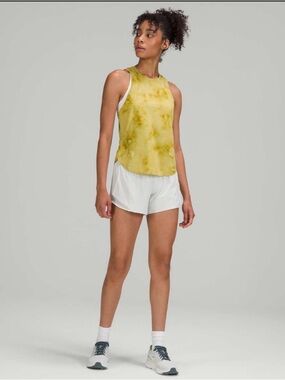 Lululemon Hotty Hot Low Rise Short 4"
Ocean Air